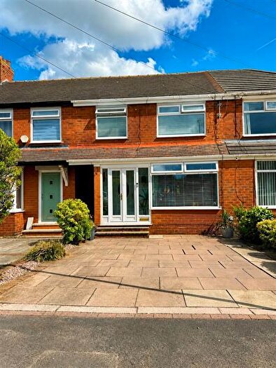 3 Bedroom Cluster House For Sale In Perth Avenue, Chadderton, OL9