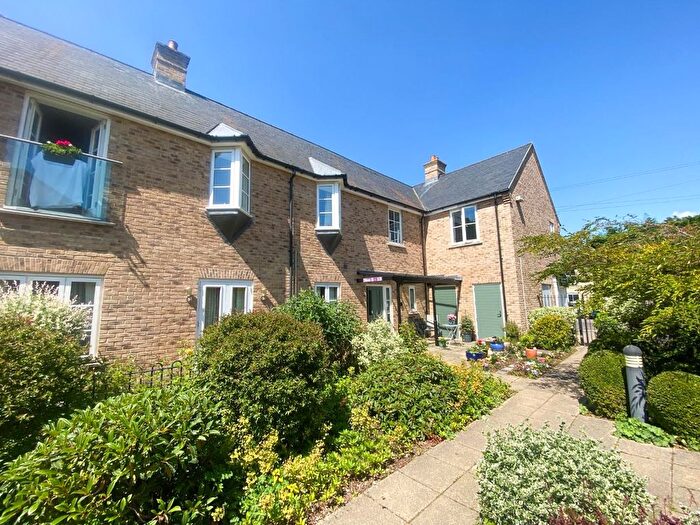 1 Bedroom Flat For Sale In Old School Court, Great Shelford, CB22