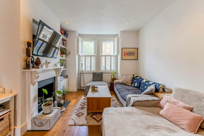 3 Bedroom Terraced House To Rent In Earlsmead Road London, NW10