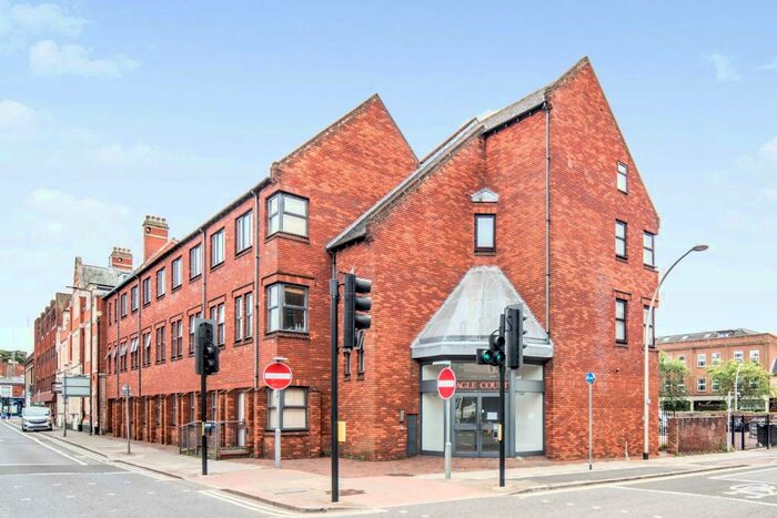 2 Bedroom Flat To Rent In Harpur Street, Bedford, MK40