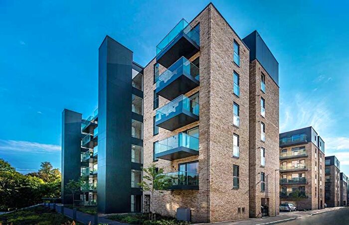 2 Bedroom Flat To Rent In Hamilton Gardens, Glasgow, Glasgow City, G12