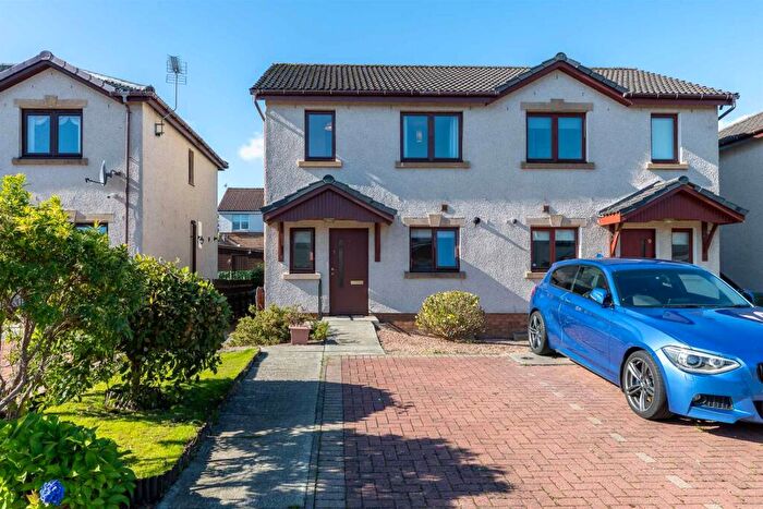 3 Bedroom Semi-Detached House For Sale In Simpson Place, Perth, PH1