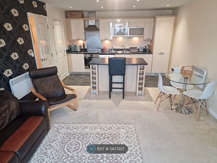 2 Bedroom Flat To Rent In Union Road, Solihull, B91