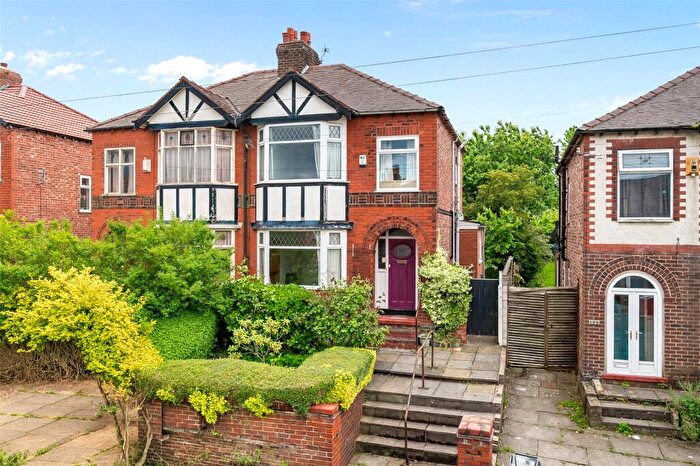 3 Bedroom Semi-Detached House For Sale In Cheadle Old Road, Edgeley, Stockport, SK3
