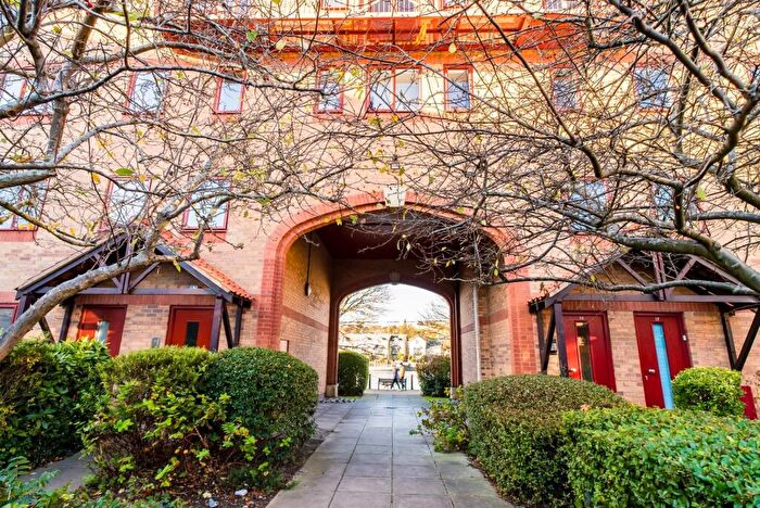 2 Bedroom Maisonette For Sale In Westbrooke Court, Cumberland Close, BS1