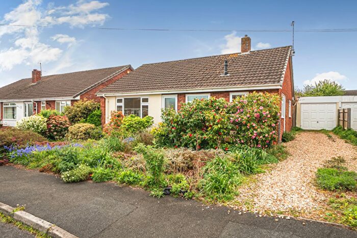 3 Bedroom Detached Bungalow For Sale In Creech St. Michael, Taunton, TA3