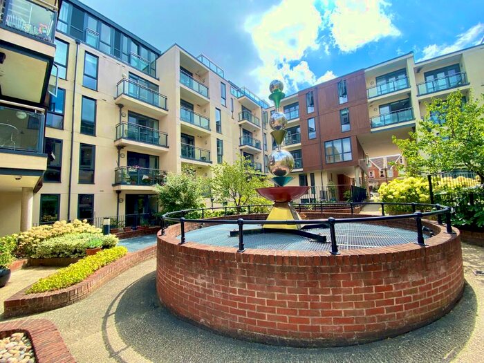 2 Bedroom Apartment To Rent In The Bars, Guildford, GU1