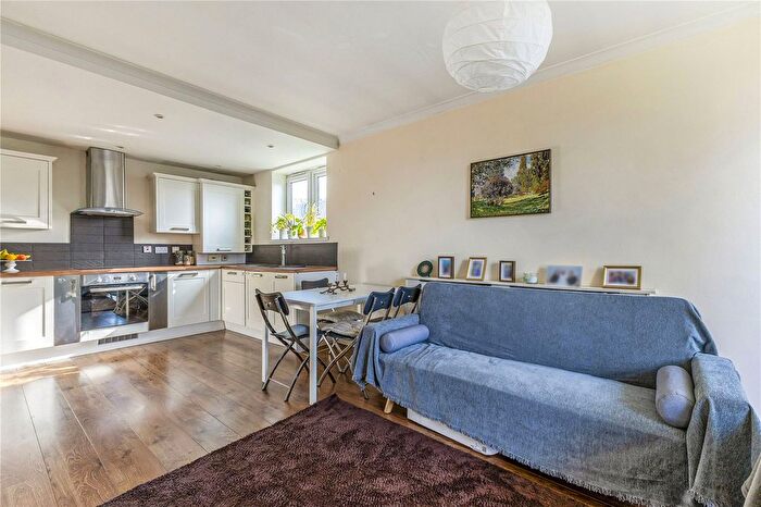 2 Bedroom Flat For Sale In Prior Street, Greenwich, London, SE10