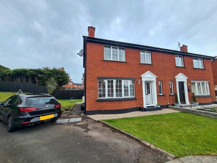 3 Bedroom Semi-Detached House For Sale In Cloverhill Close, Bangor, BT19
