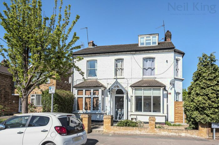 1 Bedroom Flat To Rent In Cleveland Road, South Woodford, London, E18