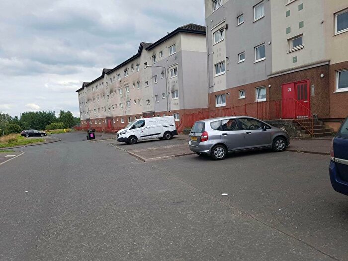 3 Bedroom Flat To Rent In Rosemount Street, Blochairn, Glasgow, G21