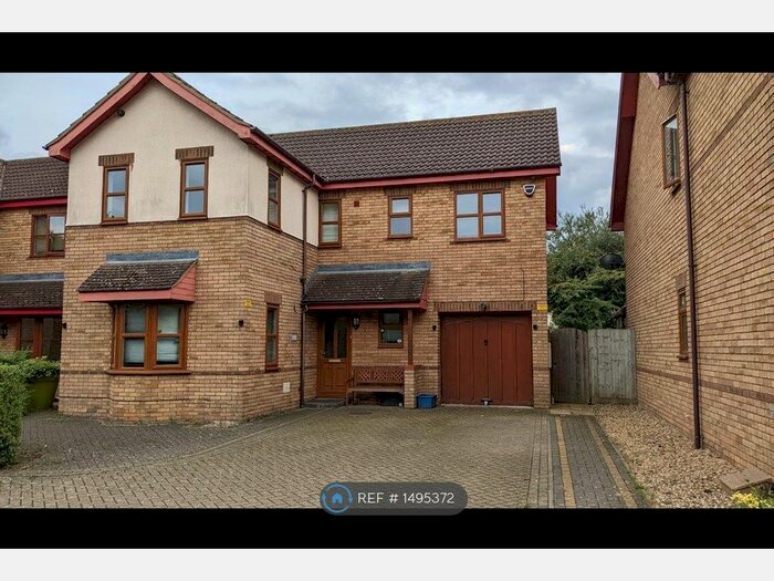 5 Bedroom Detached House To Rent In Pastern Place, Downs Barn, Milton Keynes, MK14