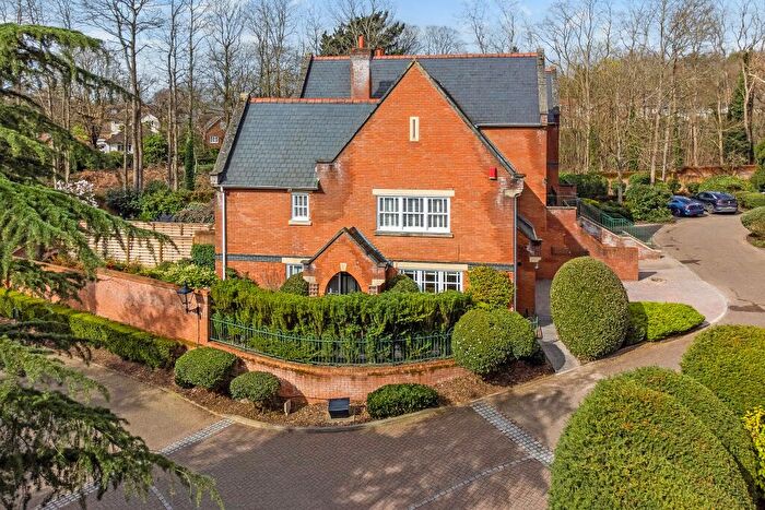 4 Bedroom End Of Terrace House For Sale In Virginia Park, GU25