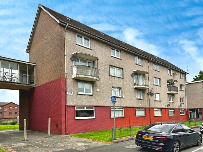 2 Bedroom Apartment For Sale In Russell Street, Paisley, Renfrewshire, PA3