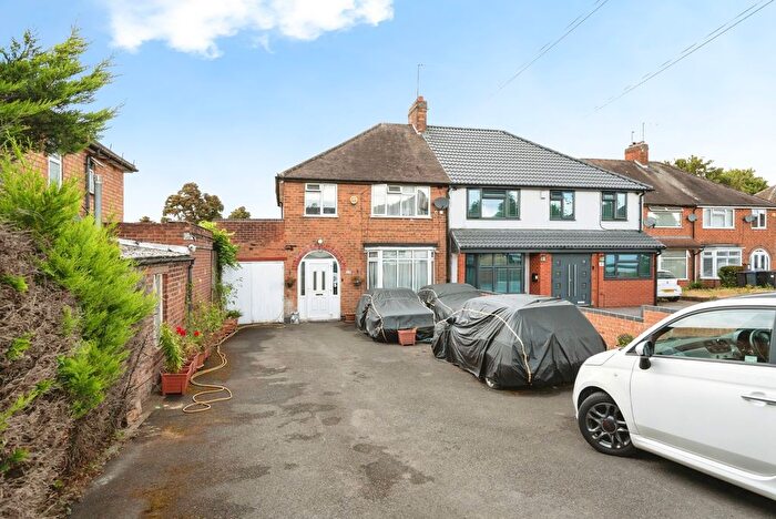 3 Bedroom Semi Detached House For Sale In Woodcroft Avenue, West Midlands, B20