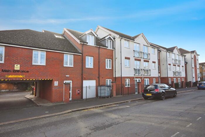 1 Bedroom Retirement Property For Sale In Clydesdale Road, Hornchurch, RM11
