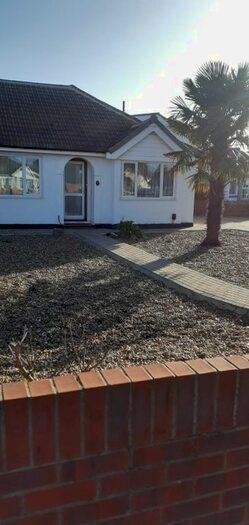 1 Bedroom Studio To Rent In Yeading Gardens, Hayes, UB4