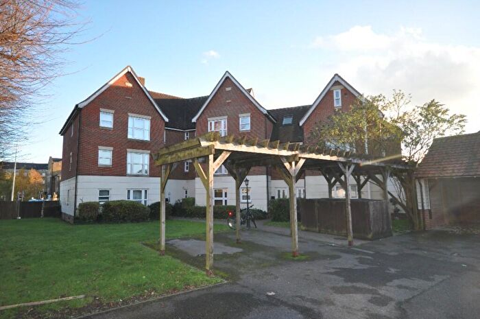 2 Bedroom Apartment To Rent In King Edward Court, Cedar Avenue West, Chelmsford, Essex, CM1