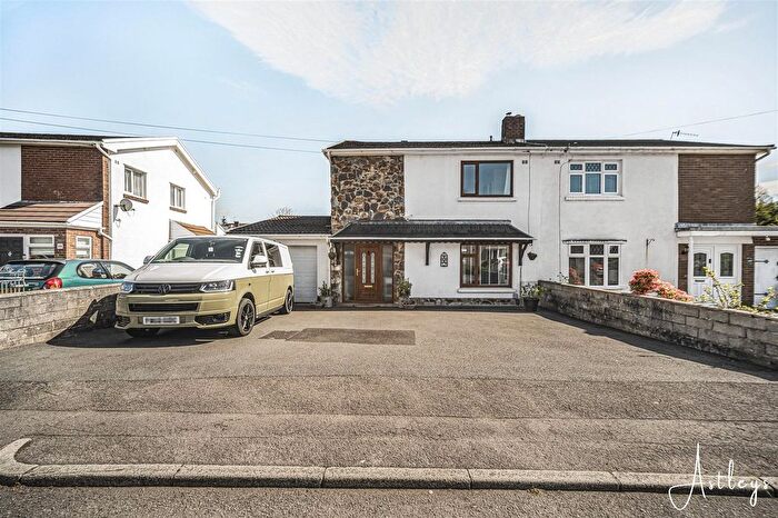 3 Bedroom Semi Detached House For Sale In Dynevor Avenue, Neath, SA10