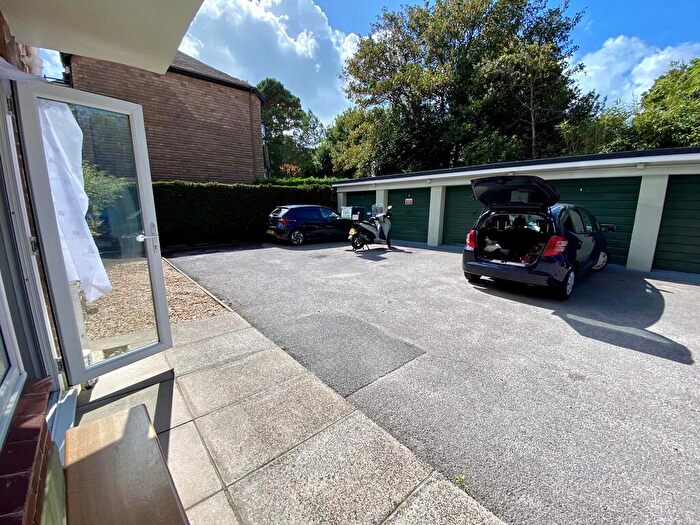 2 Bedroom Apartment To Rent In Harcourt, Derby Road, Bournemouth, BH1
