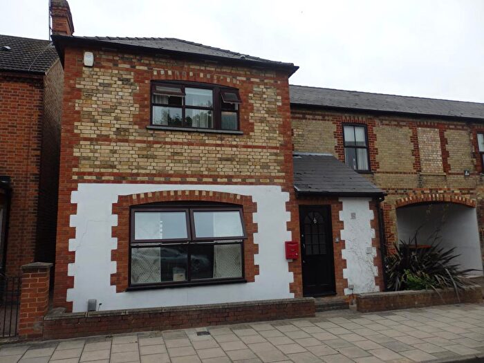 2 Bedroom Mews To Rent In Flat The Old Mews, Clarendon Street, MK41