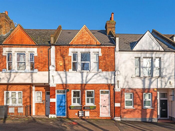 1 Bedroom Maisonette For Sale In The Parade, Wells Park Road, Sydenham, London, SE26