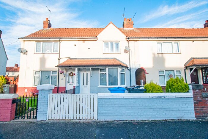 2 Bedroom End Of Terrace House To Rent In Tanfield Grove, Hull, HU9