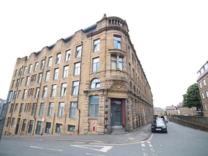 1 Bedroom Flat To Rent In Woolston Warehouse, Grattan Road, Bradford, BD1