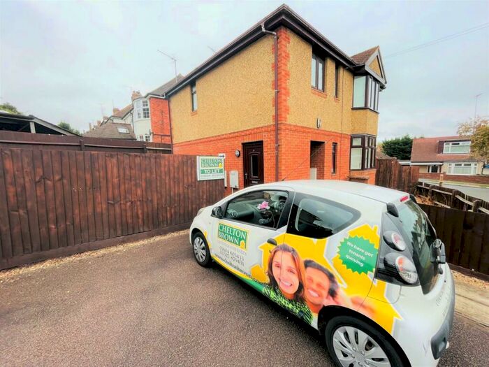 2 Bedroom Apartment To Rent In Parkfield Avenue, Delapre, NN4