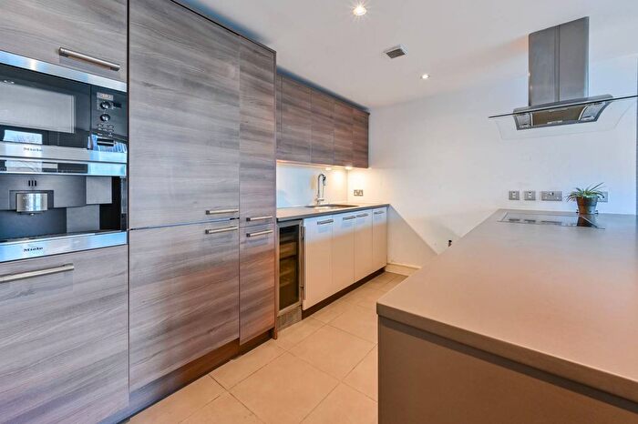3 Bedroom Flat To Rent In Imperial Wharf, Imperial Wharf, London, SW6
