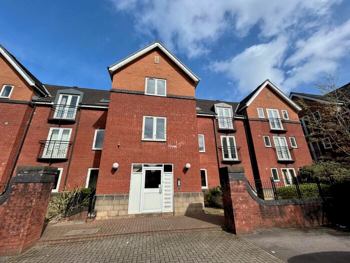 1 Bedroom Apartment To Rent In Halliard Court, Atlantic Wharf, Cardiff, CF10