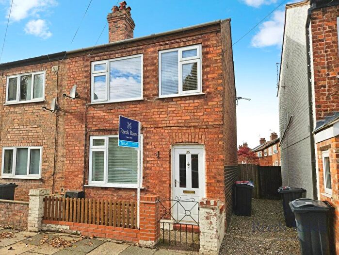 3 Bedroom Semi Detached House To Rent In Percy Street, Northwich, Cheshire, CW9