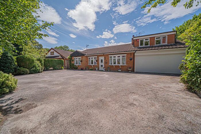 5 Bedroom Detached House For Sale In Birchy Close, Shirley, B90