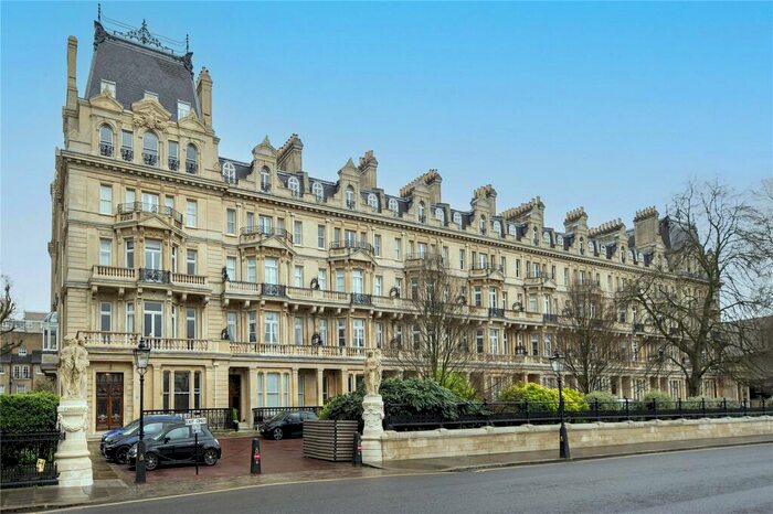 2 Bedroom Flat To Rent In Cambridge Gate, London, NW1