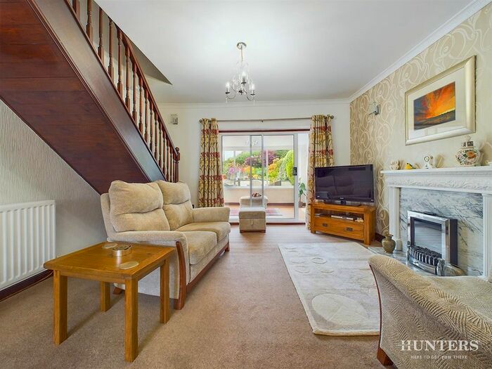 3 Bedroom Bungalow For Sale In First Street, Pont Bungalows, Leadgate, Consett, DH8