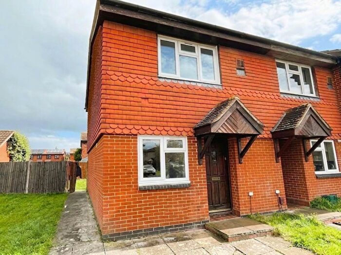 2 Bedroom End Terrace House To Rent In Heathfields Court, Hounslow, TW4