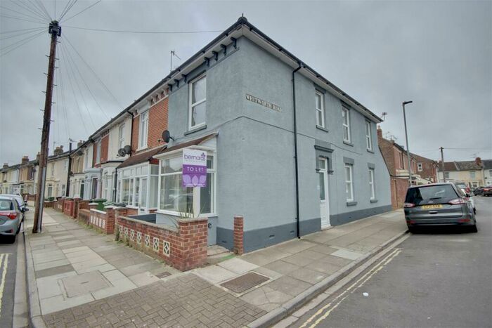 3 Bedroom End Of Terrace House To Rent In Whitworth Road, Portsmouth, PO2