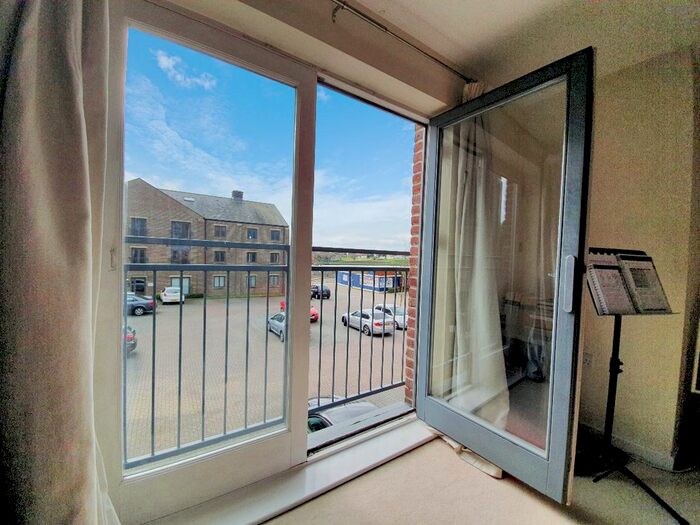 1 Bedroom Flat To Rent In Heritage Way, Gosport, PO12