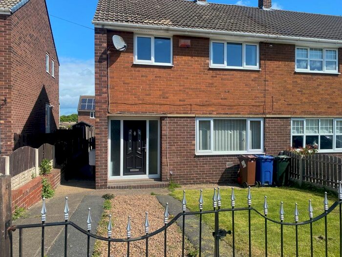 3 Bedroom Property To Rent In Farm Road, Barnsley, S70