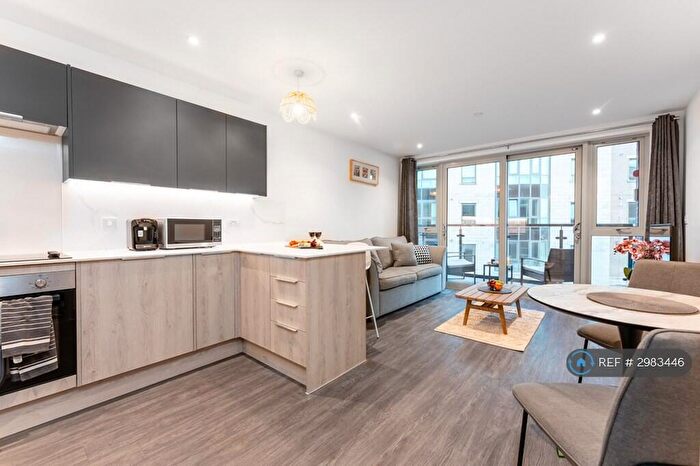 1 Bedroom Flat To Rent In East Quay Road, Poole, BH15