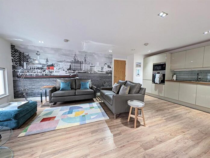 2 Bedroom Apartment To Rent In Chancery House, Paradise Street, Liverpool, L1