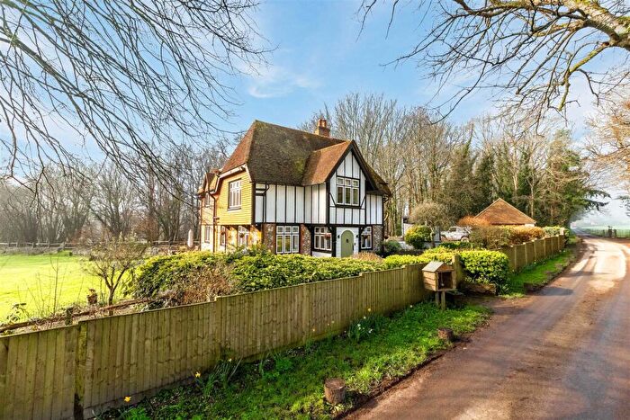 4 Bedroom House For Sale In Findon, Worthing, BN14