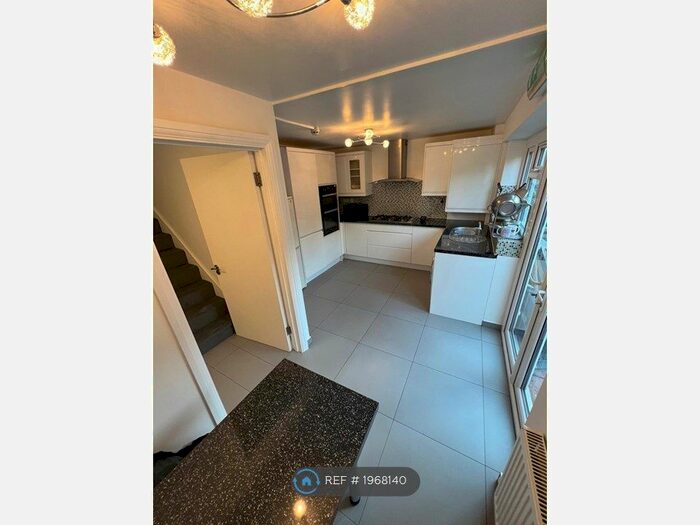 6 Bedroom Terraced House To Rent In Brooks Road, London, E13