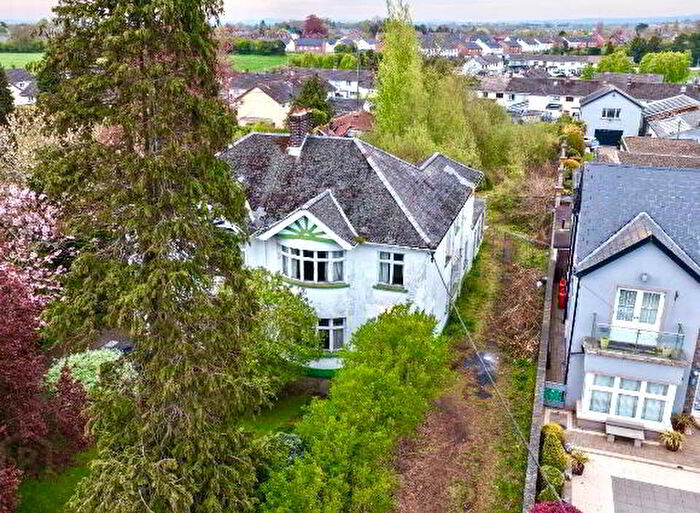 4 Bedroom Semi-Detached House For Sale In Francis Street, Craigavon, BT66