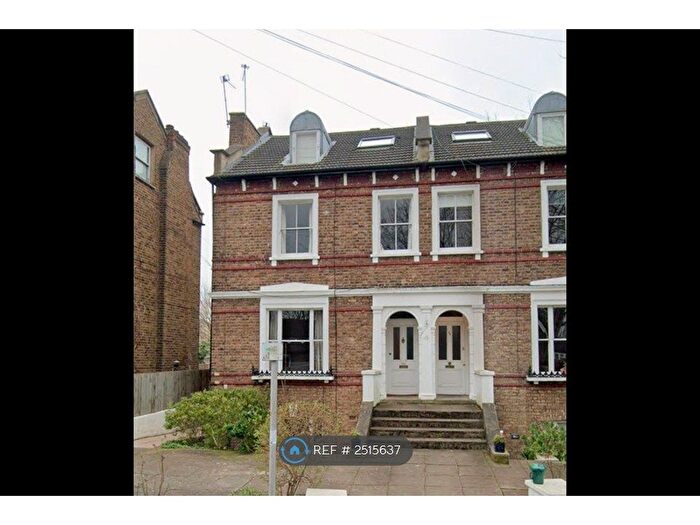 2 Bedroom Flat To Rent In Amyand Park Road, Twickenham, TW1