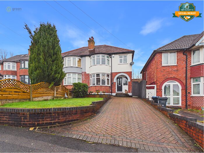 3 Bedroom Semi Detached House For Sale In Fell Grove, Birmingham, B21