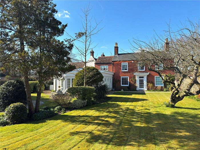 4 Bedroom Detached House For Sale In Mill Road, Horstead, Norwich, Norfolk, NR12