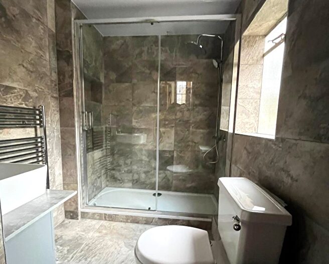 1 Bedroom Flat To Rent In Mount Terrace, London, E1