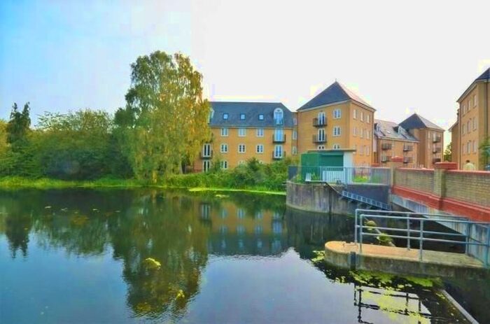 1 Bedroom Flat To Rent In Grosvenor Place, Colchester CO1