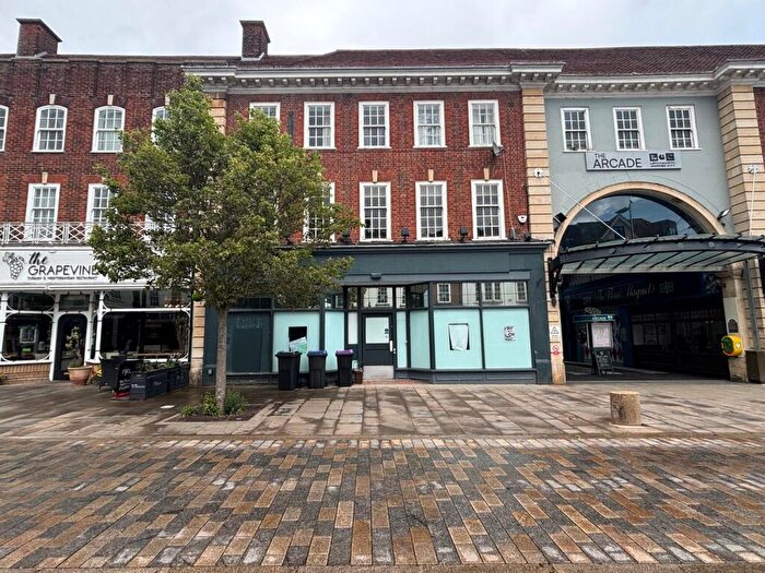 2 Bedroom Apartment To Rent In Leys Avenue, Letchworth Garden City, SG6